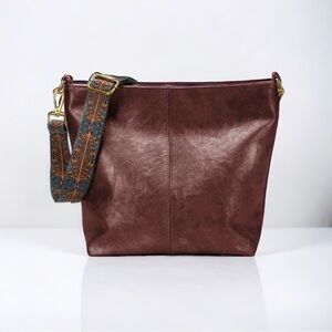 New - FAUX LEATHER HOBO BAG WITH GEOMETRIC ADJUSTABLE STRAP